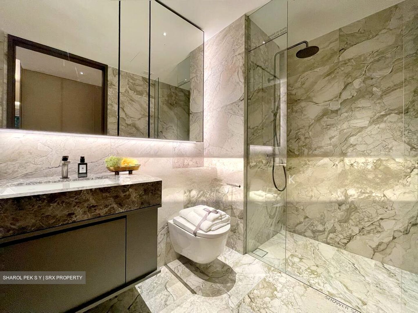 Meyer Road (D15), Condominium #577949631